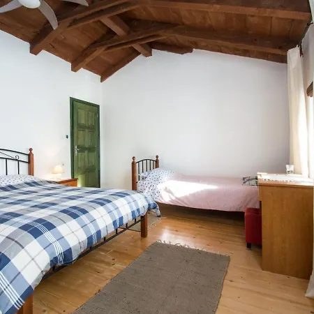 Ferienhaus In Istria Near Stunning Beaches Pula