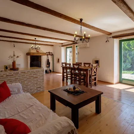 In Istria Near Stunning Beaches Tatil Evi